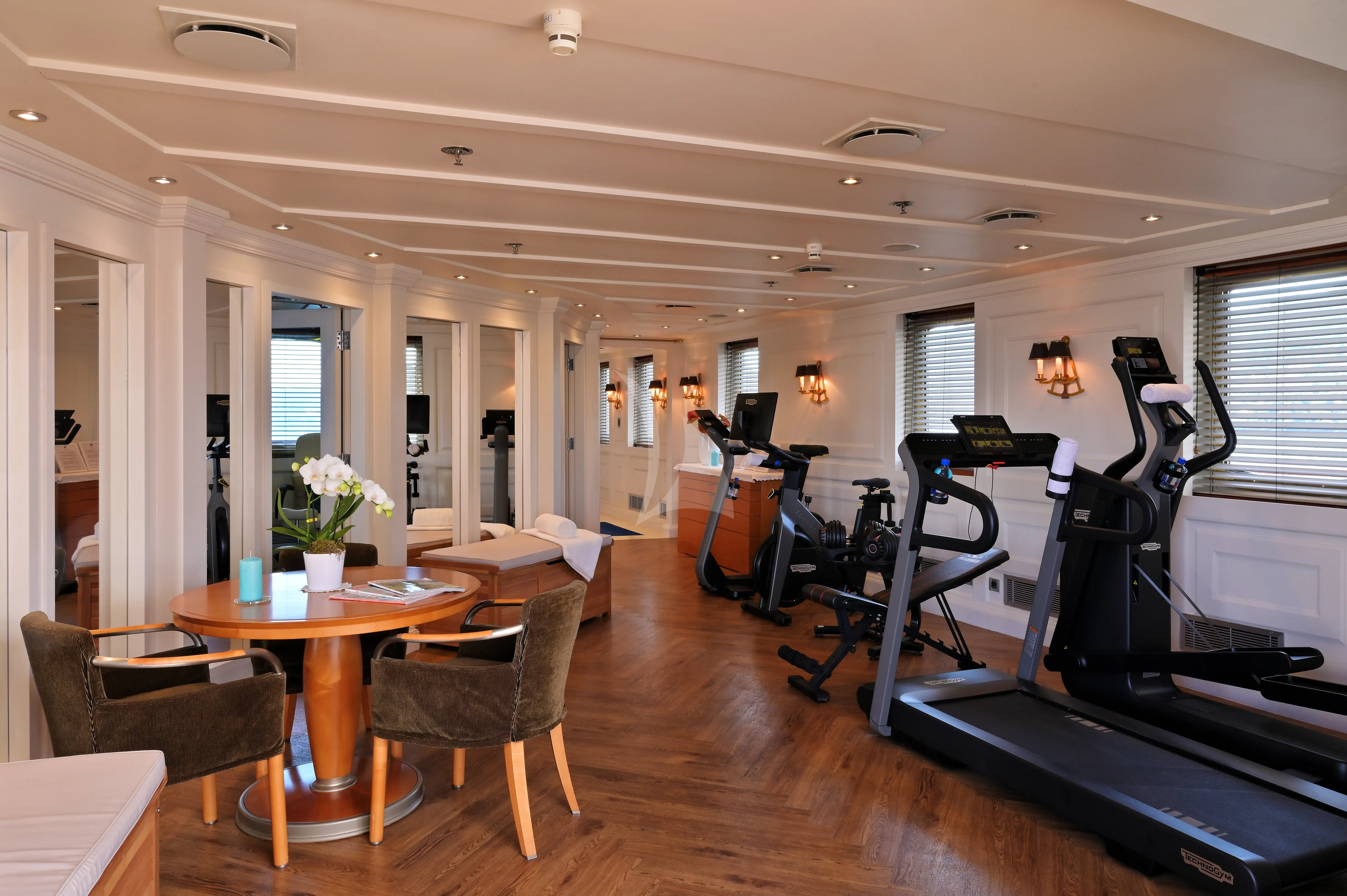 levante_yacht