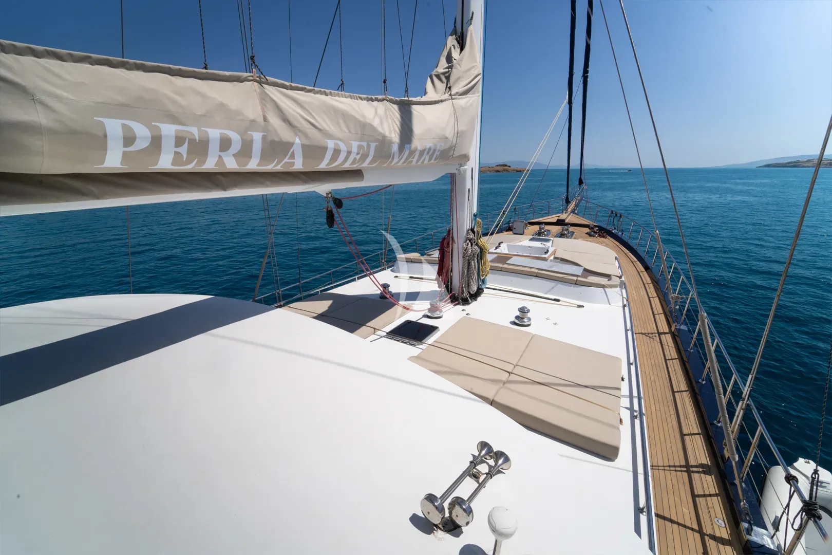 levante_yacht