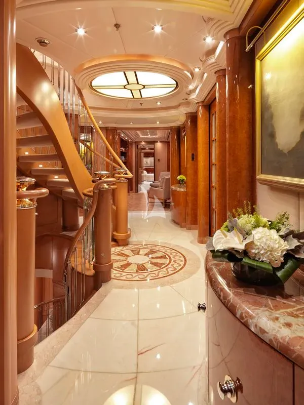 levante_yacht