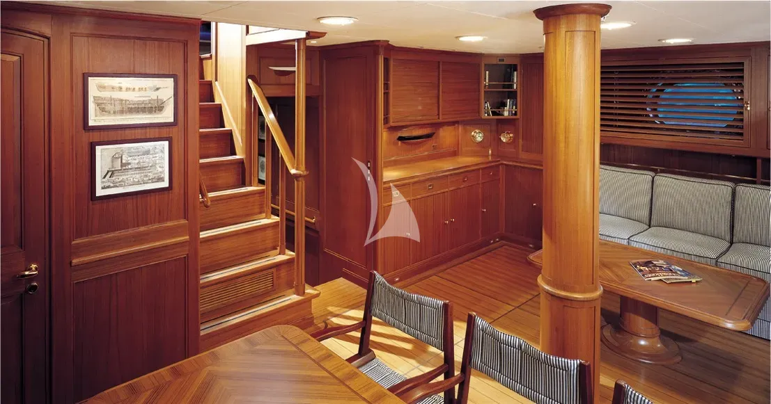 levante_yacht