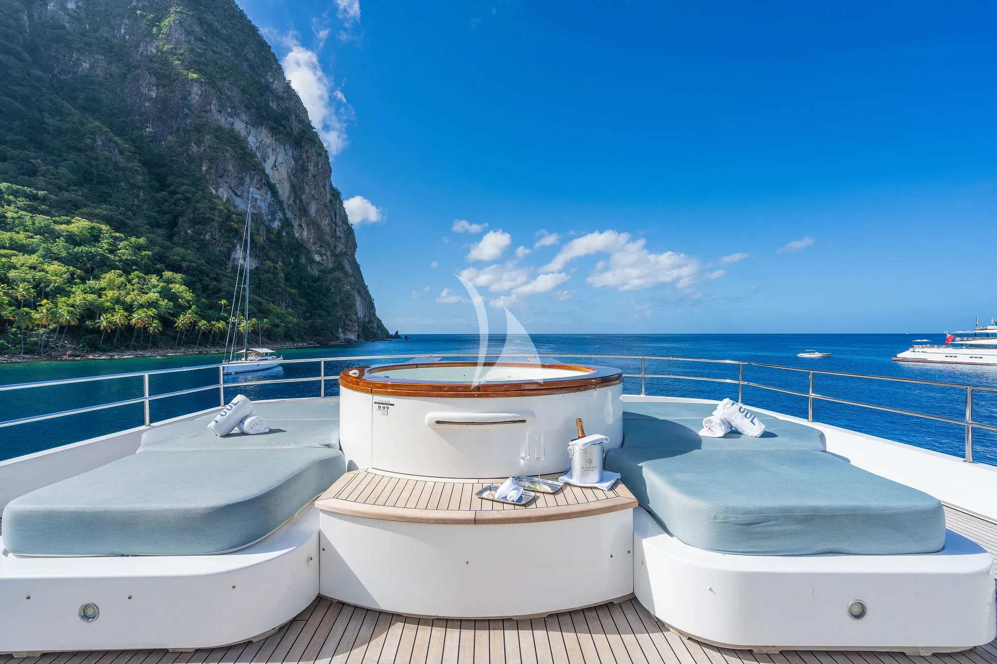 levante_yacht