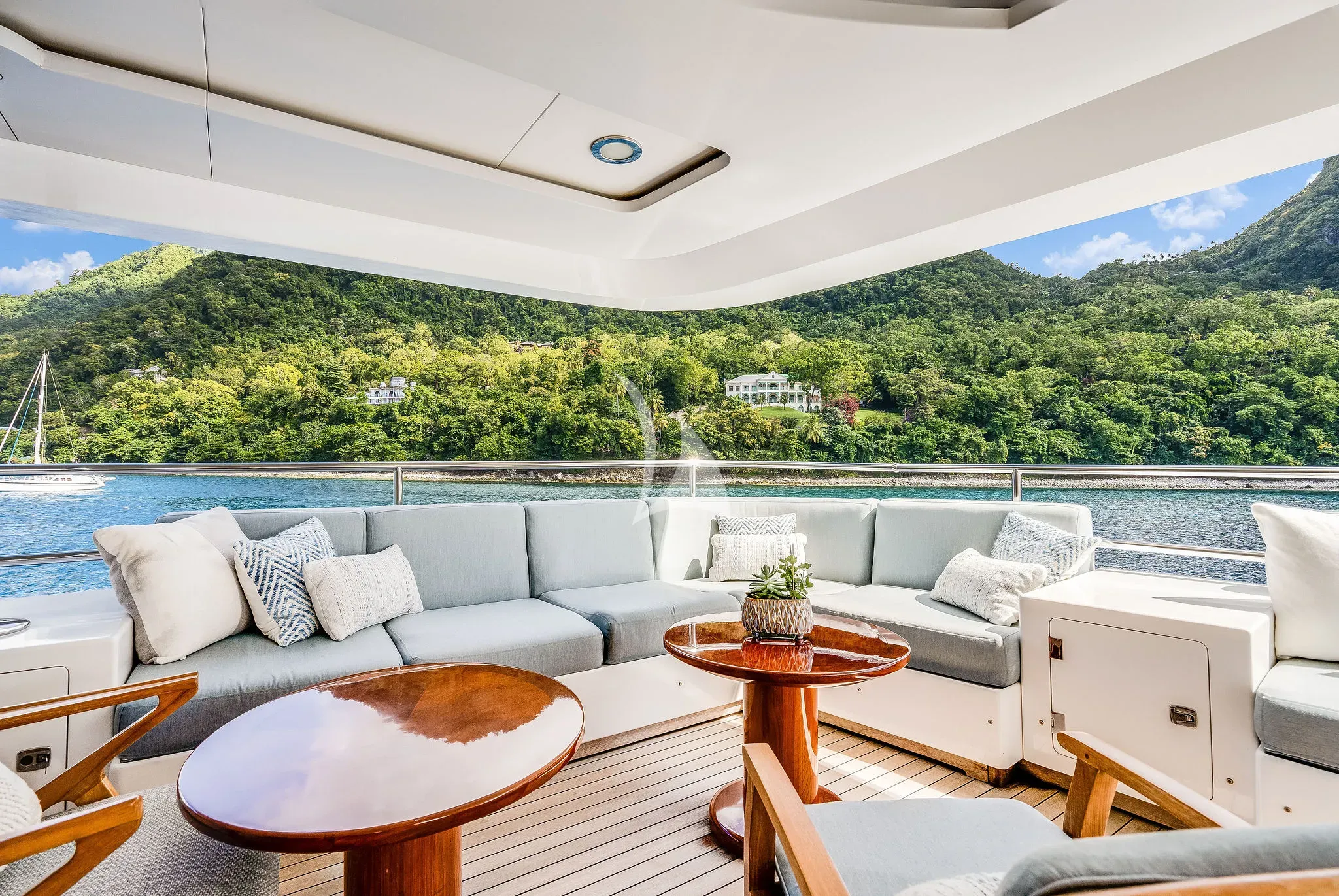 levante_yacht
