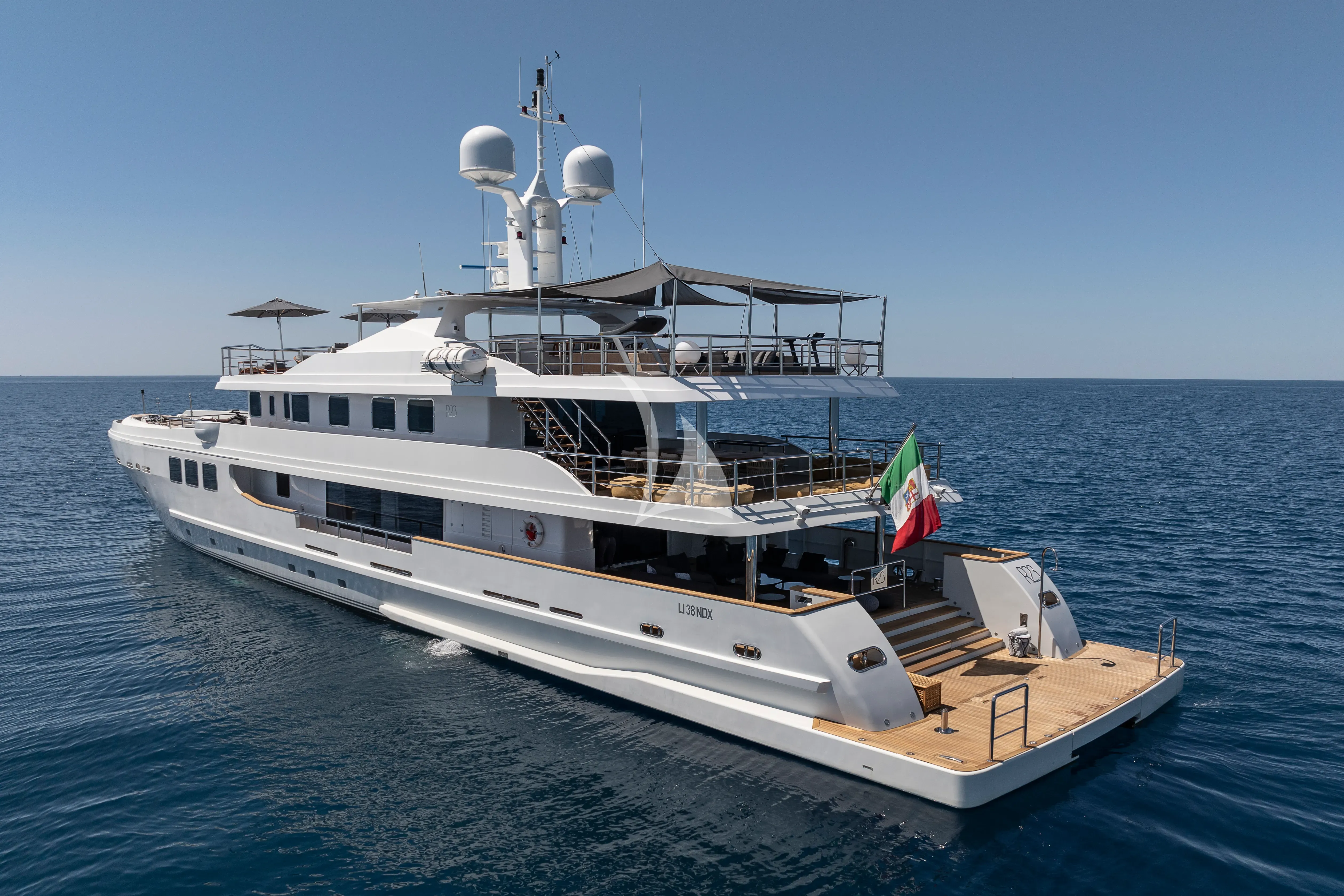 levante_yacht