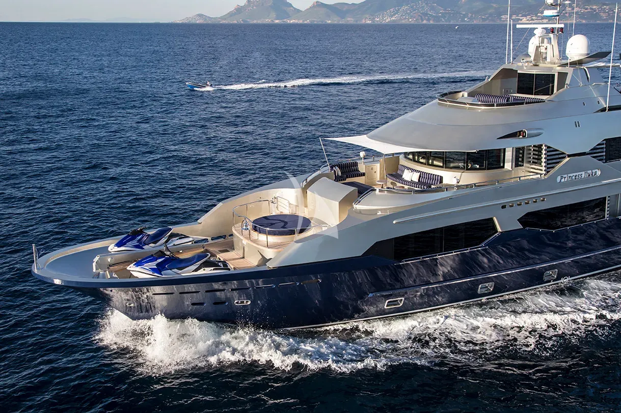 levante_yacht