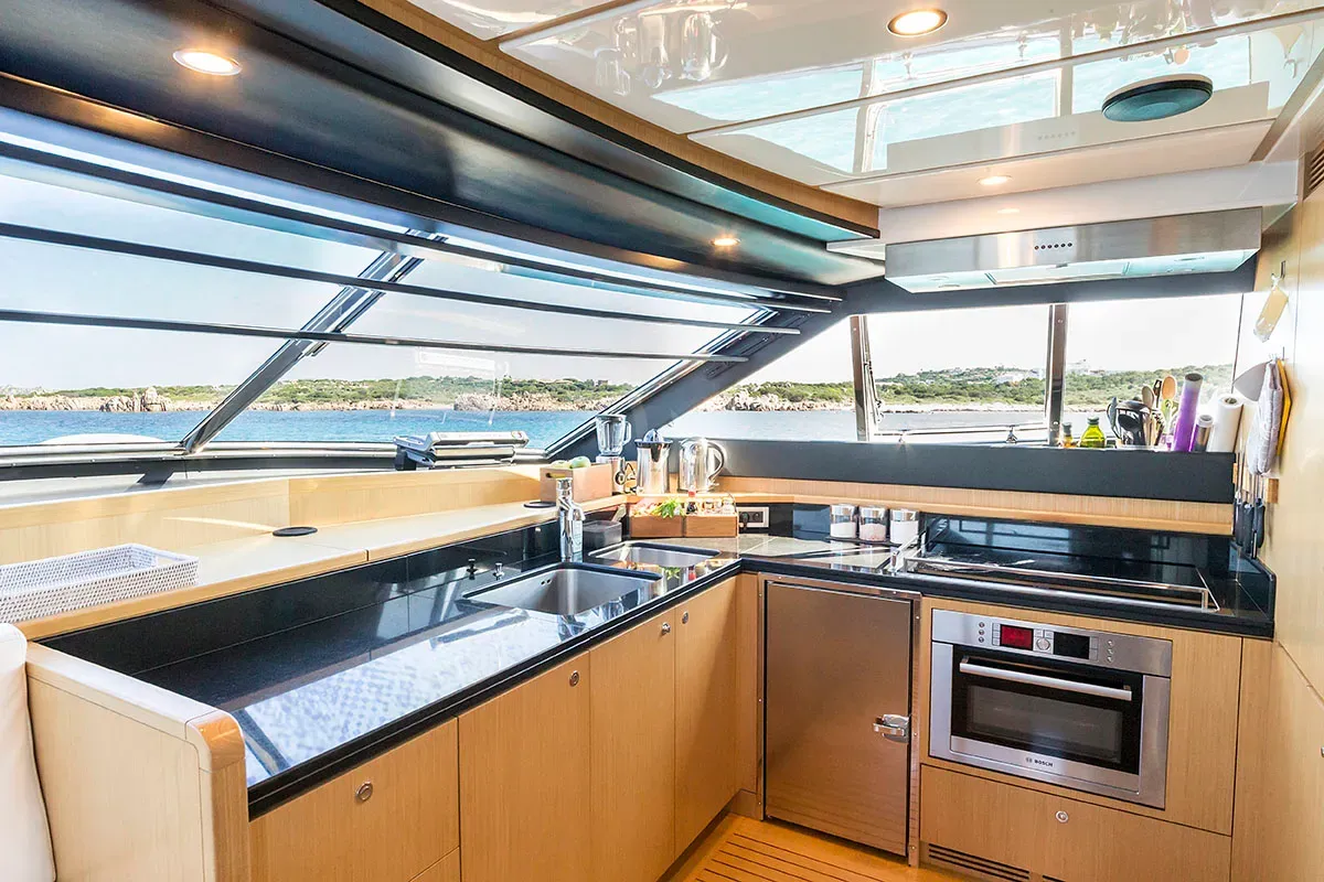 levante_yacht