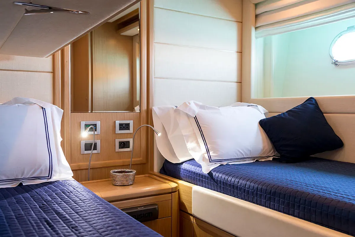 levante_yacht