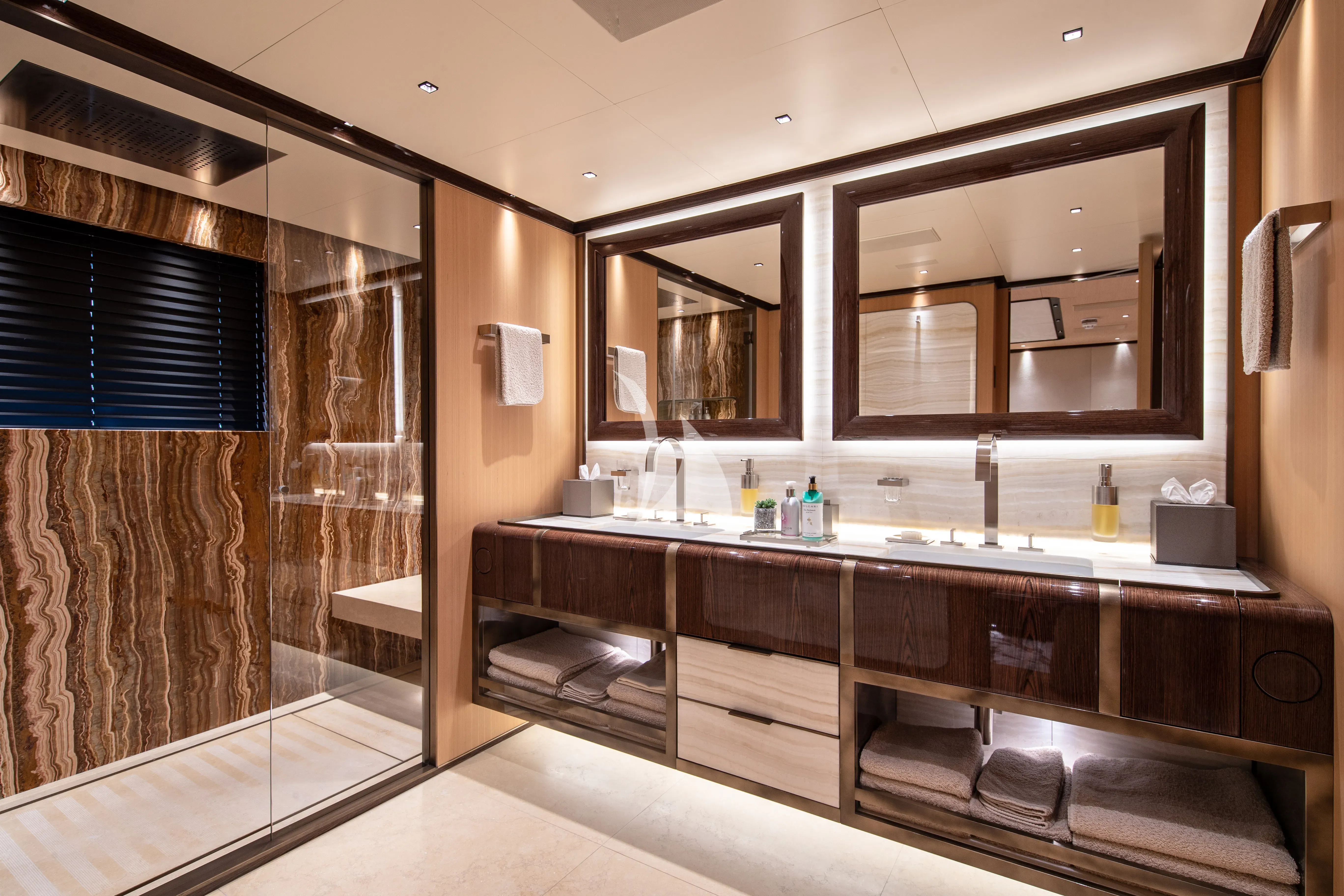 levante_yacht