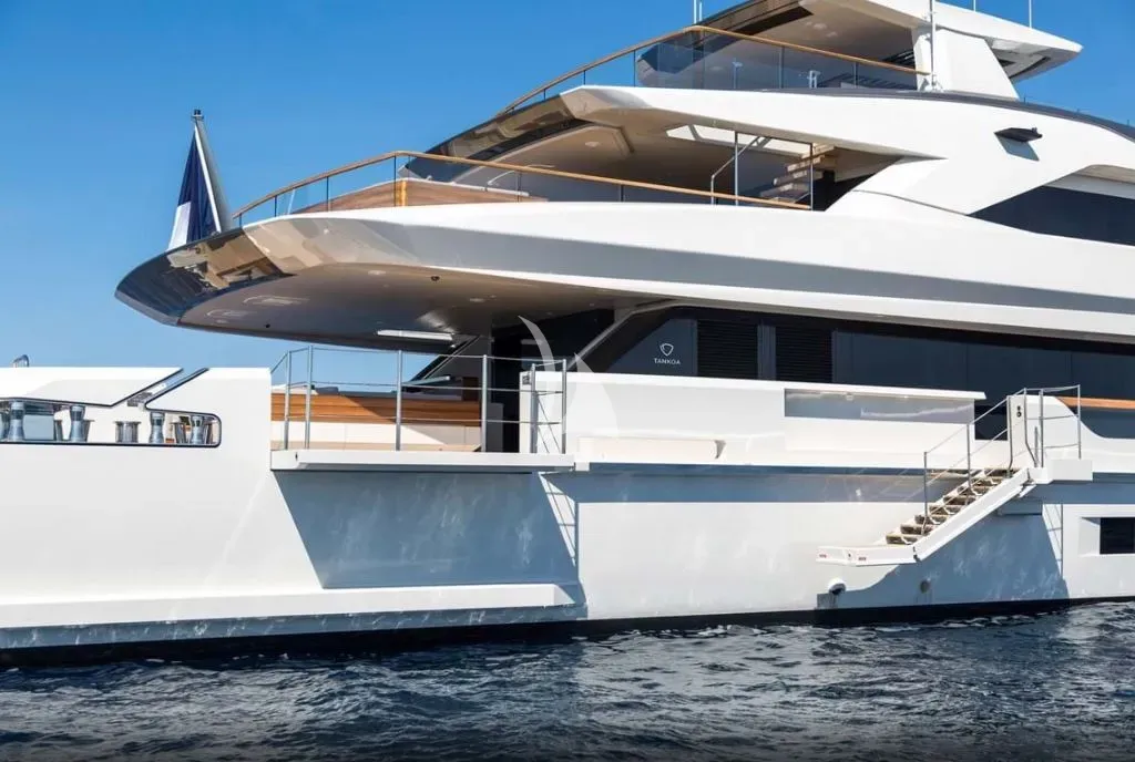 levante_yacht
