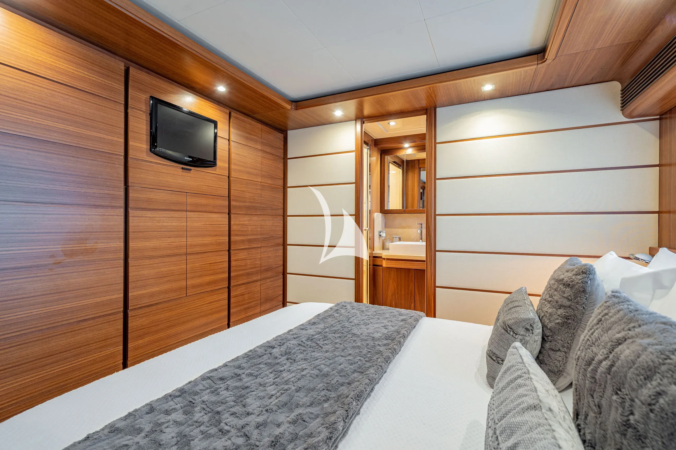 levante_yacht