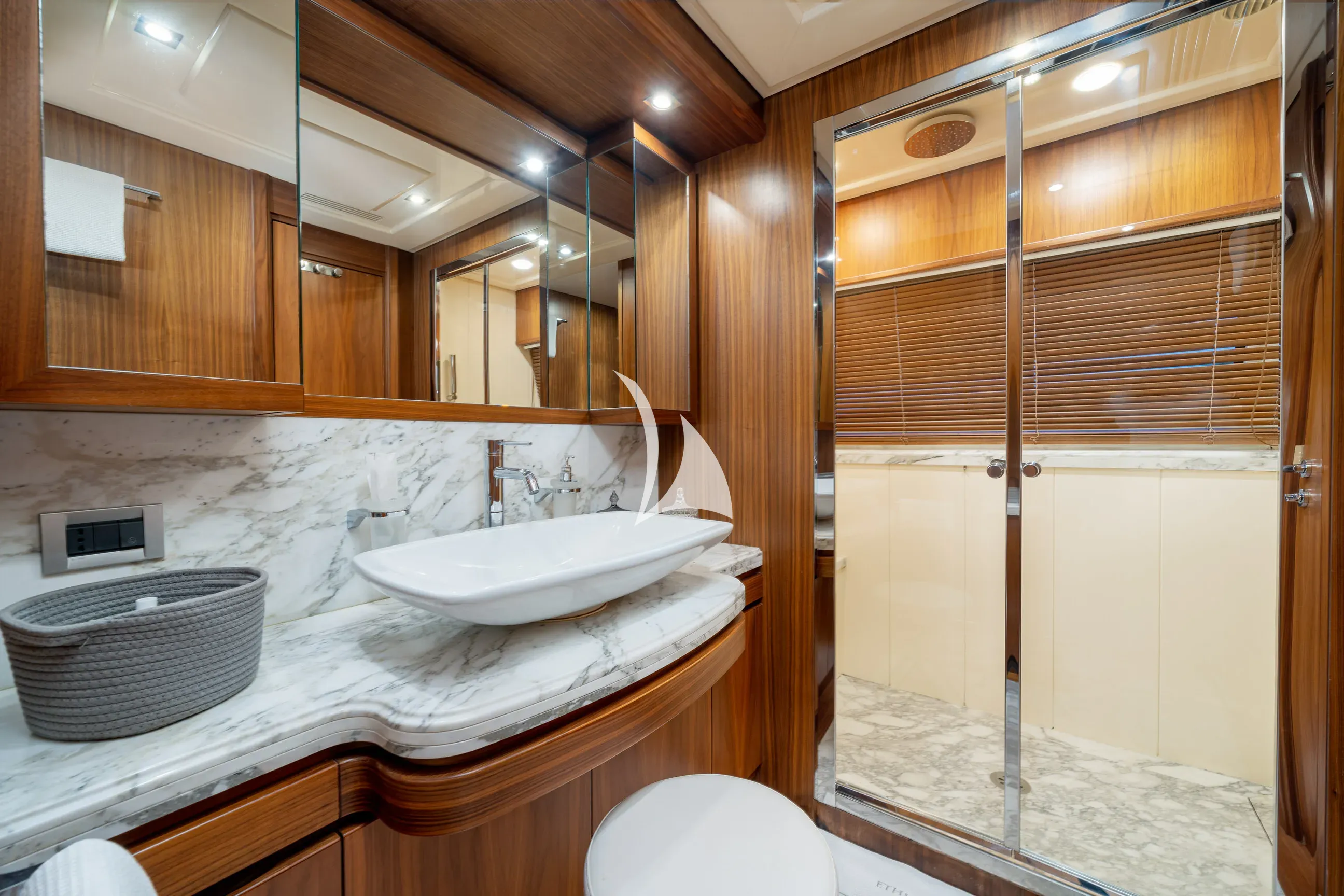 levante_yacht
